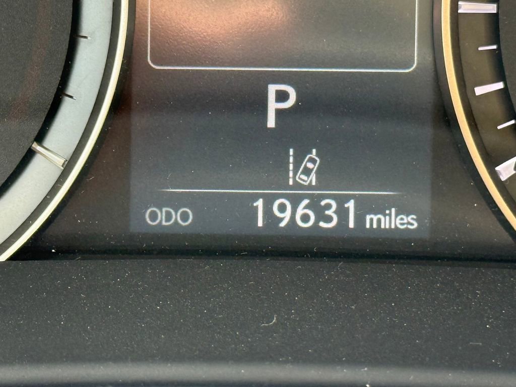 Used 2022 Lexus RX 450h AWD image 29