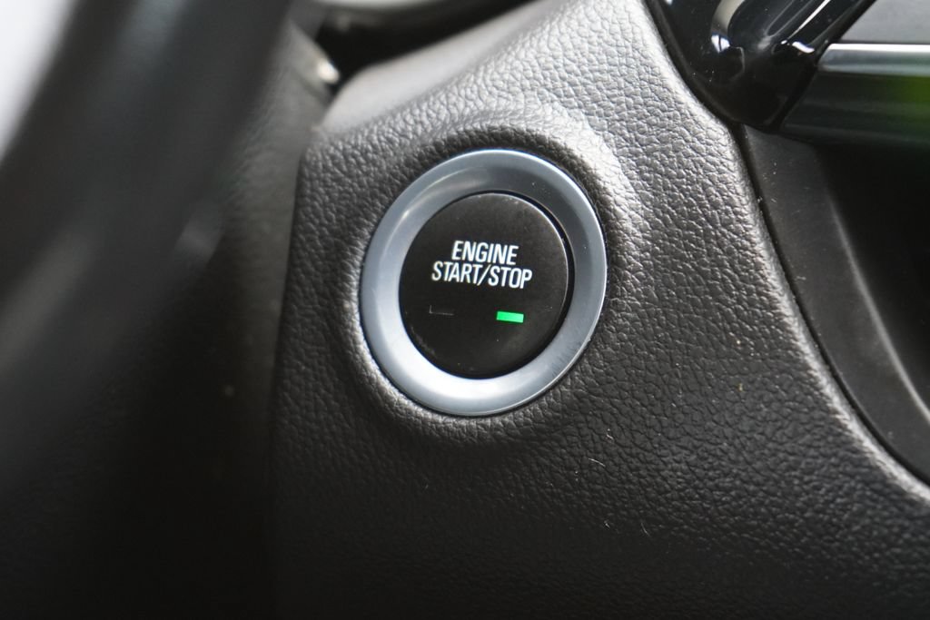 Used 2019 Buick Envision Premium w/ Driver Confidence Package AWD/4WD image 26