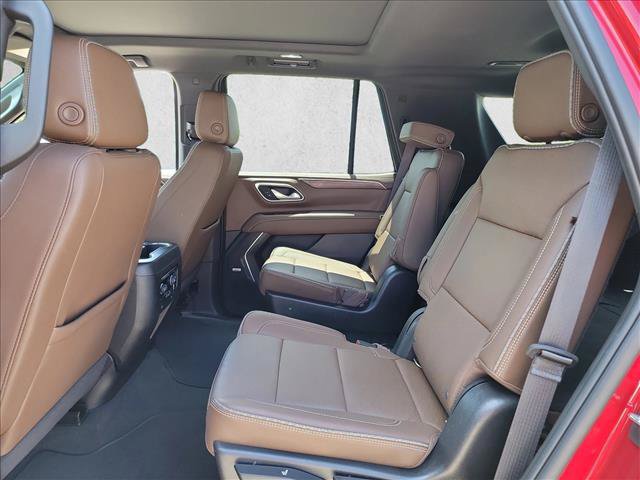Used 2022 Chevrolet Tahoe High Country w/ Premium Package AWD/4WD image 14