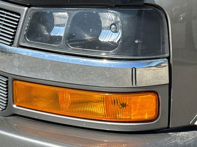 Used 2021 Chevrolet Express 3500 LS w/ Chrome Appearance Package image 4