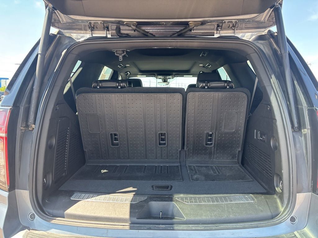 Used 2021 Chevrolet Tahoe Premier AWD/4WD image 32