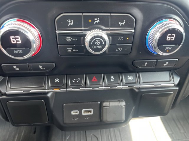 Used 2020 GMC Sierra 1500 SLE w/ SLE Value Package image 27