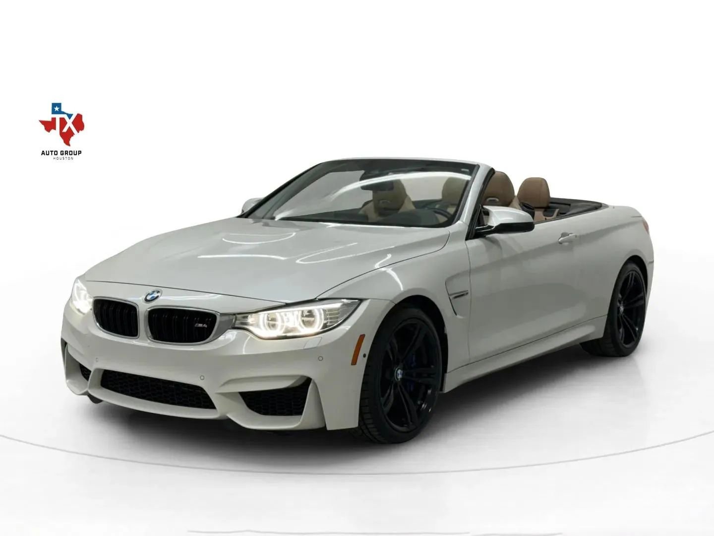 Used 2016 BMW M4 Convertible image 5