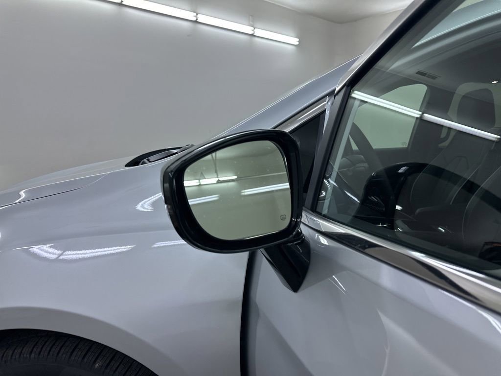 New 2026 Chrysler Pacifica Limited image 15