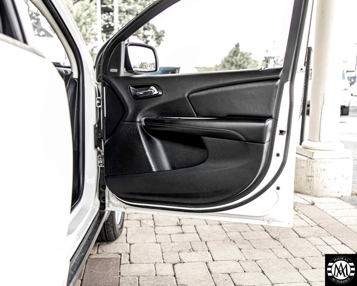 Used 2012 Dodge Journey SXT w/ Sound Group image 41