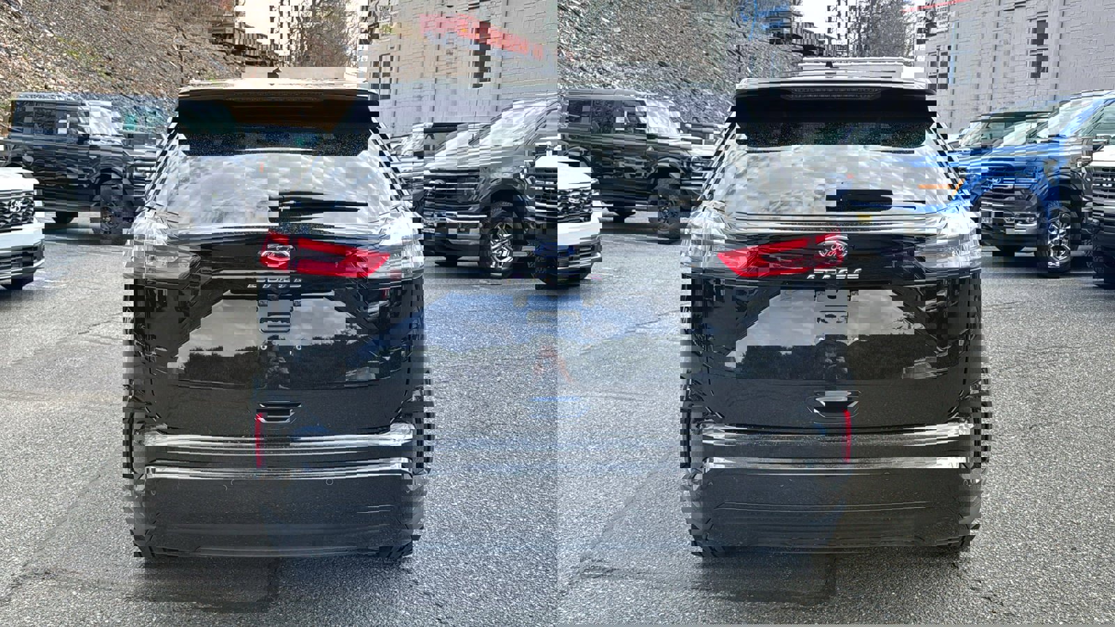 Certified 2024 Ford Edge ST-Line image 8