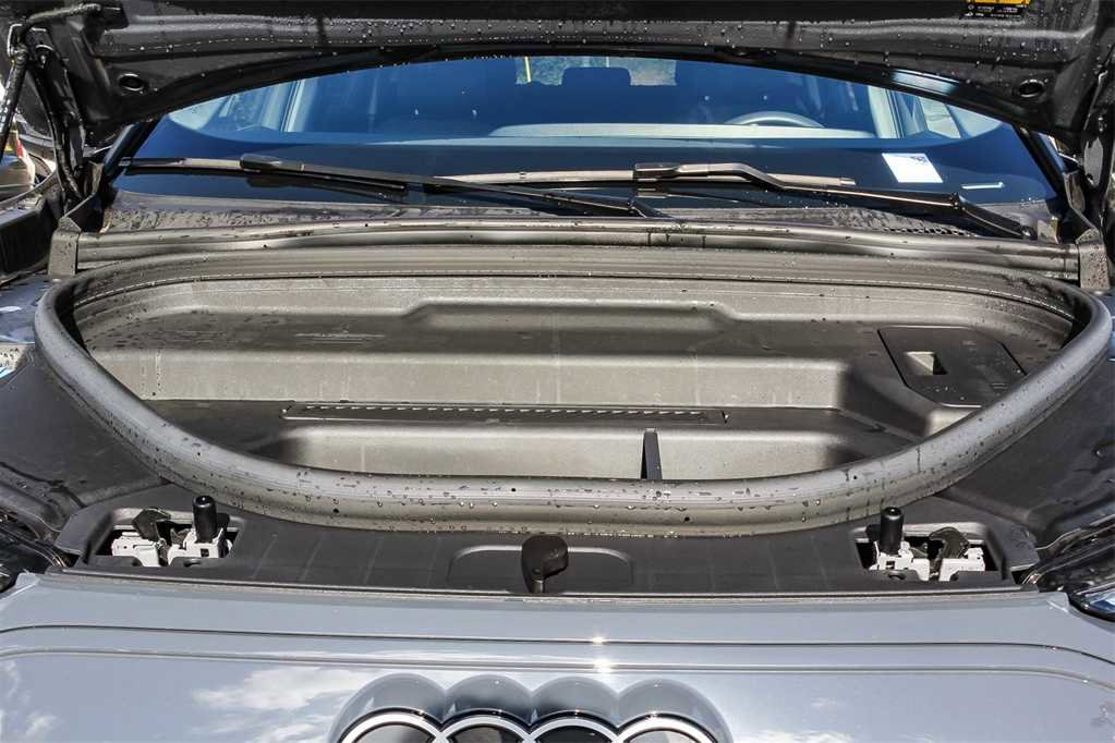 Used 2025 Audi Q6 e-tron Premium w/ Convenience Package image 27