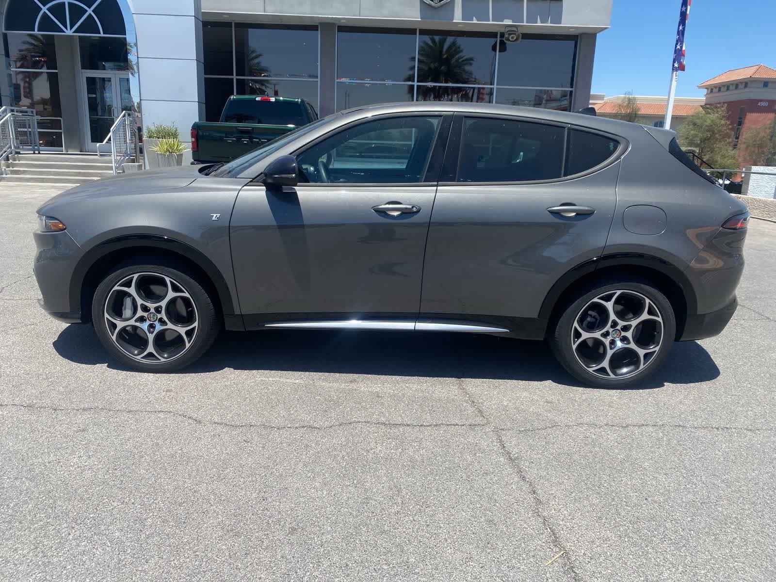 Used 2024 Alfa Romeo Tonale Ti AWD/4WD image 9