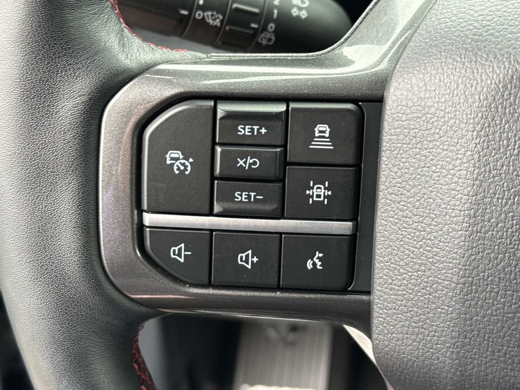 Used 2024 Ford Expedition Limited AWD/4WD image 22
