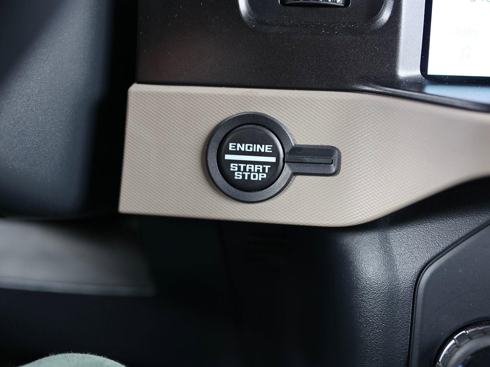 Used 2022 Ford Bronco Wildtrak image 37