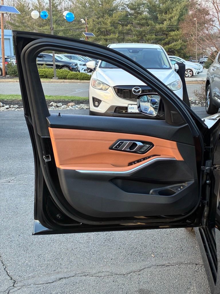 Used 2019 BMW 330i xDrive Sedan w/ Premium Package image 48