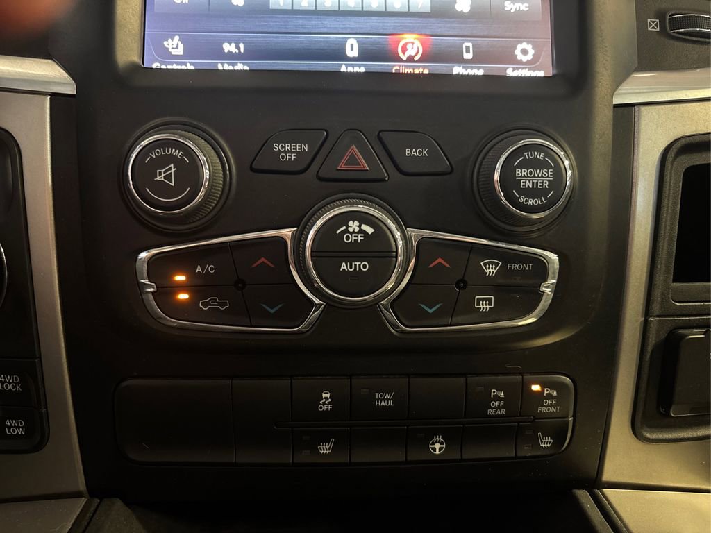 Used 2018 RAM 1500 Big Horn image 32