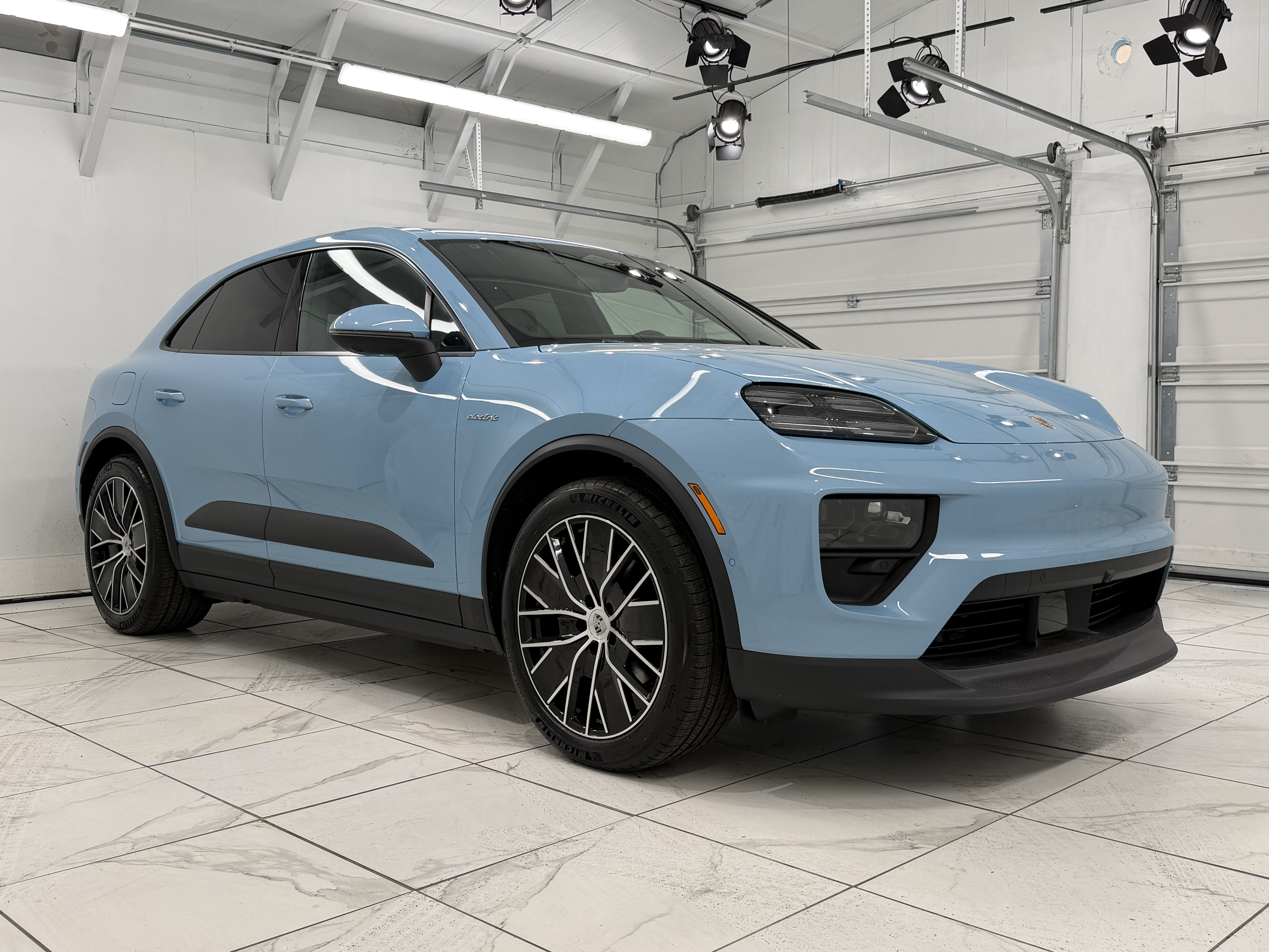 New 2026 Porsche Macan 4 Electric AWD/4WD image 10