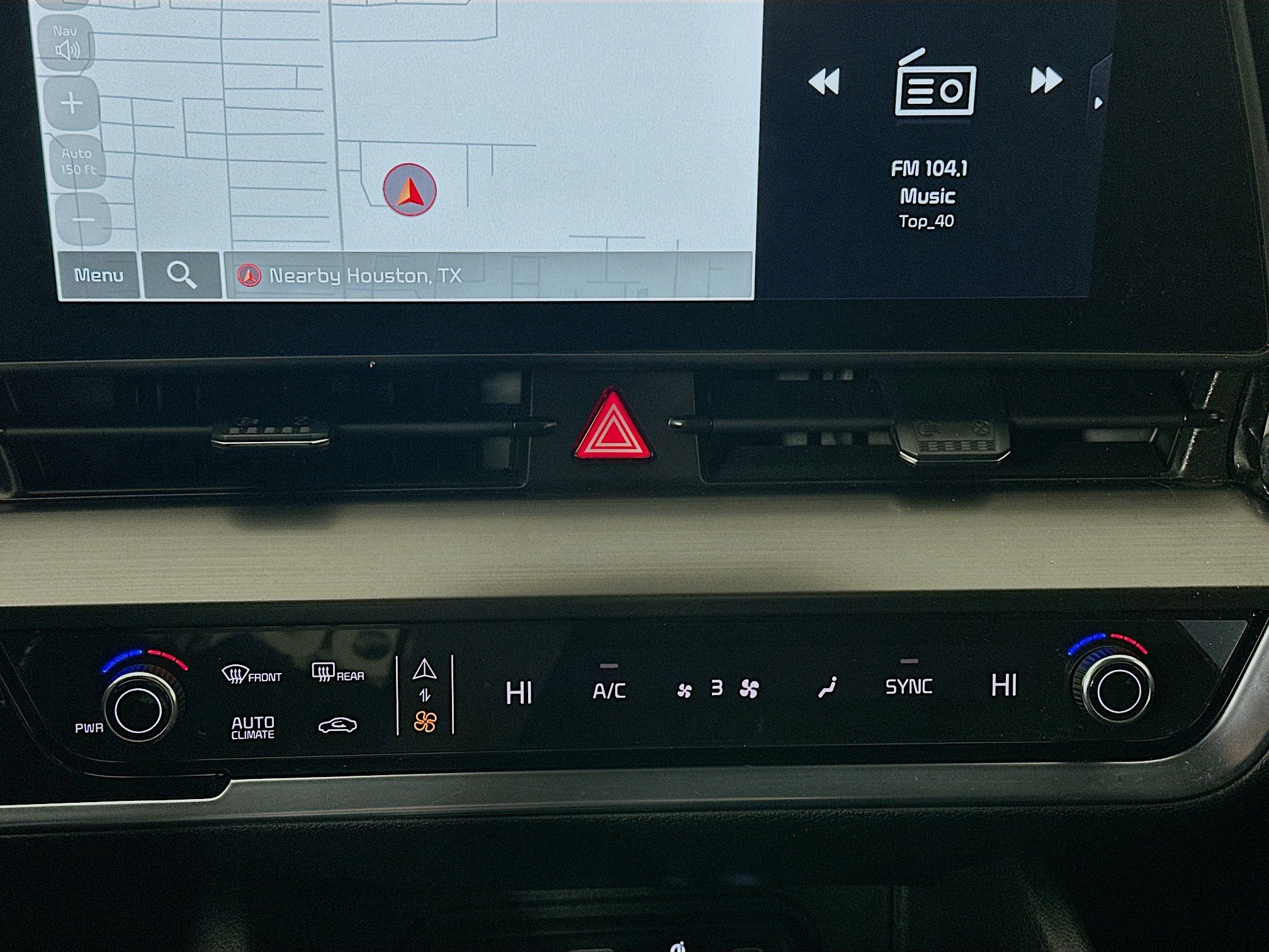 Used 2025 Kia Sportage EX image 24