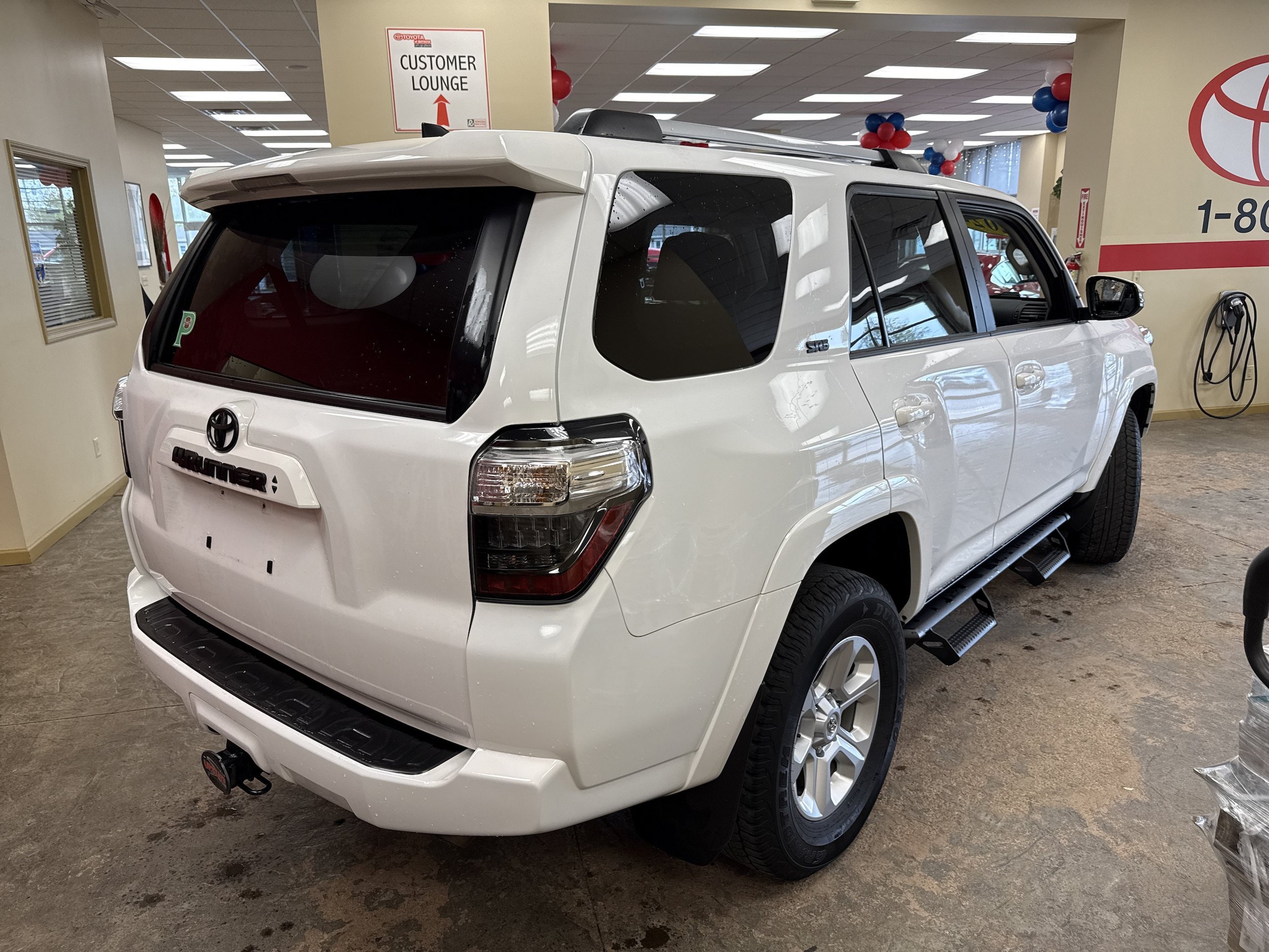 Certified 2024 Toyota 4Runner SR5 Premium w/ Moonroof Package AWD/4WD image 10