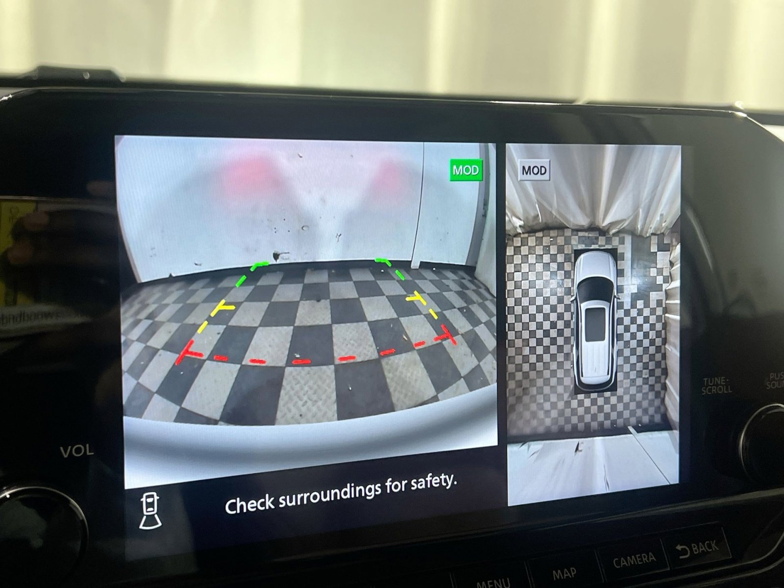 Used 2022 Nissan Pathfinder Platinum w/ Cargo Package image 29