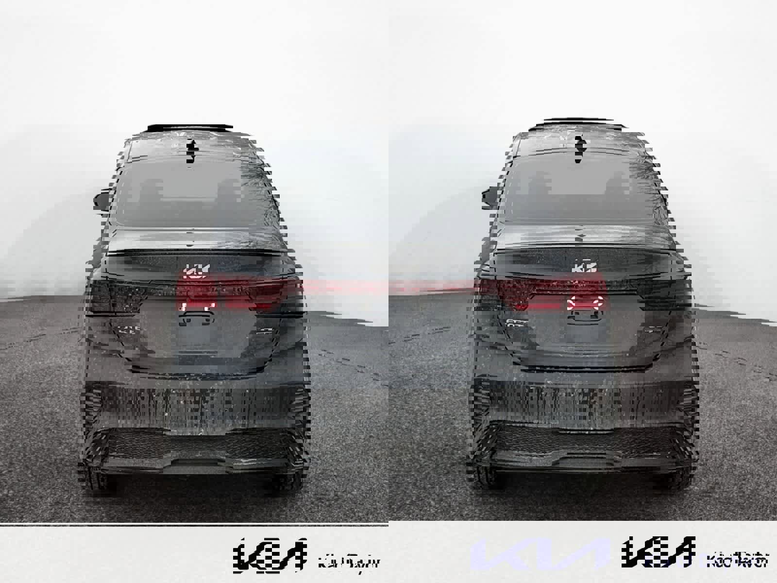 Used 2024 Kia Forte GT-Line w/ GT-Line Premium Package image 4