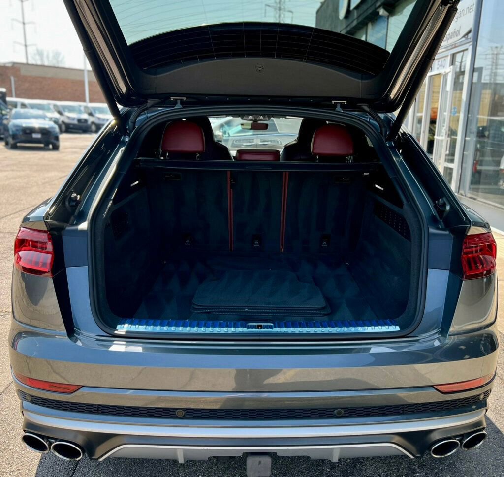 Used 2021 Audi SQ8 Prestige w/ Prestige Package image 8