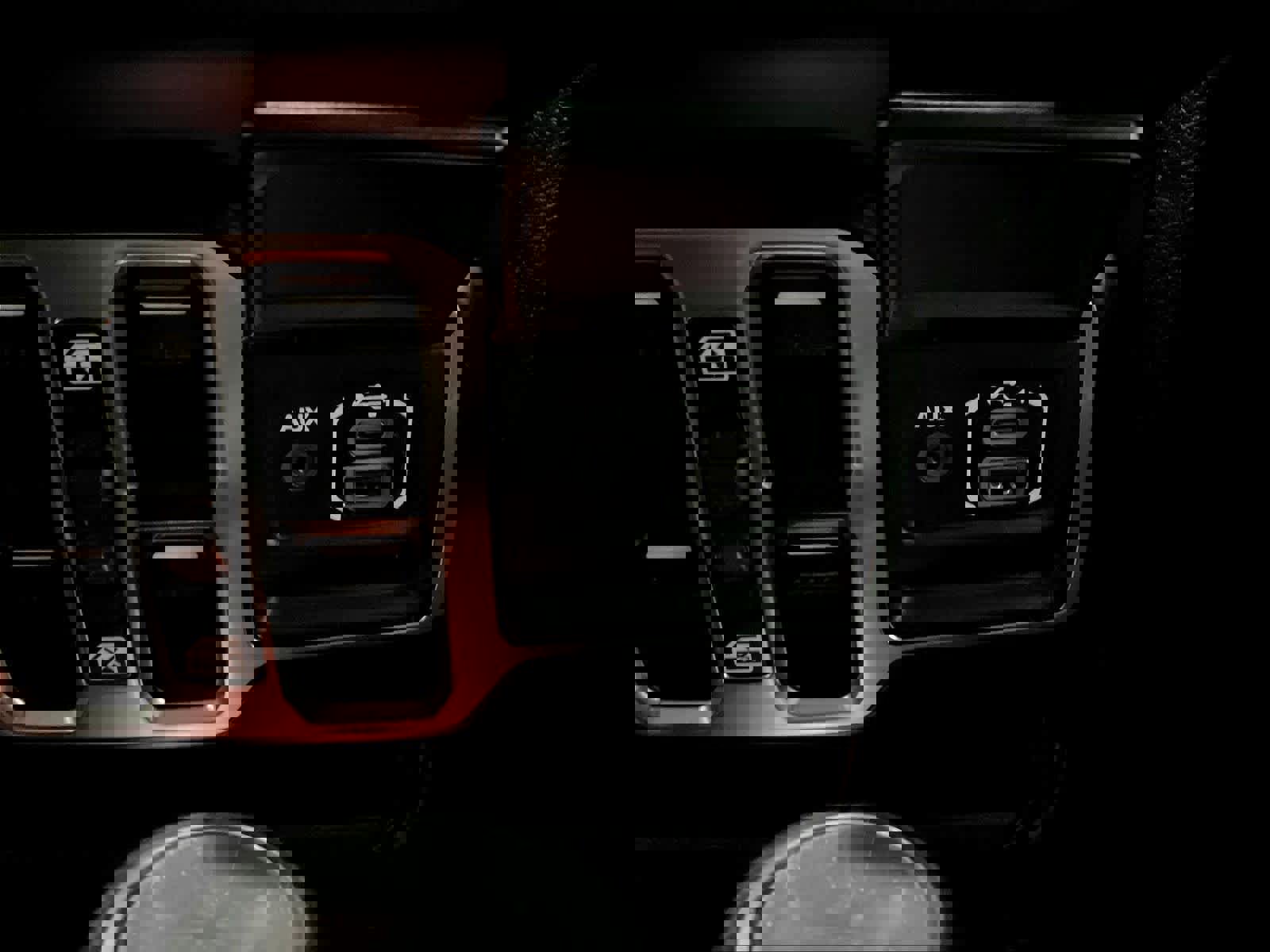 Used 2023 Jeep Wrangler Sahara w/ Cold Weather Group image 27