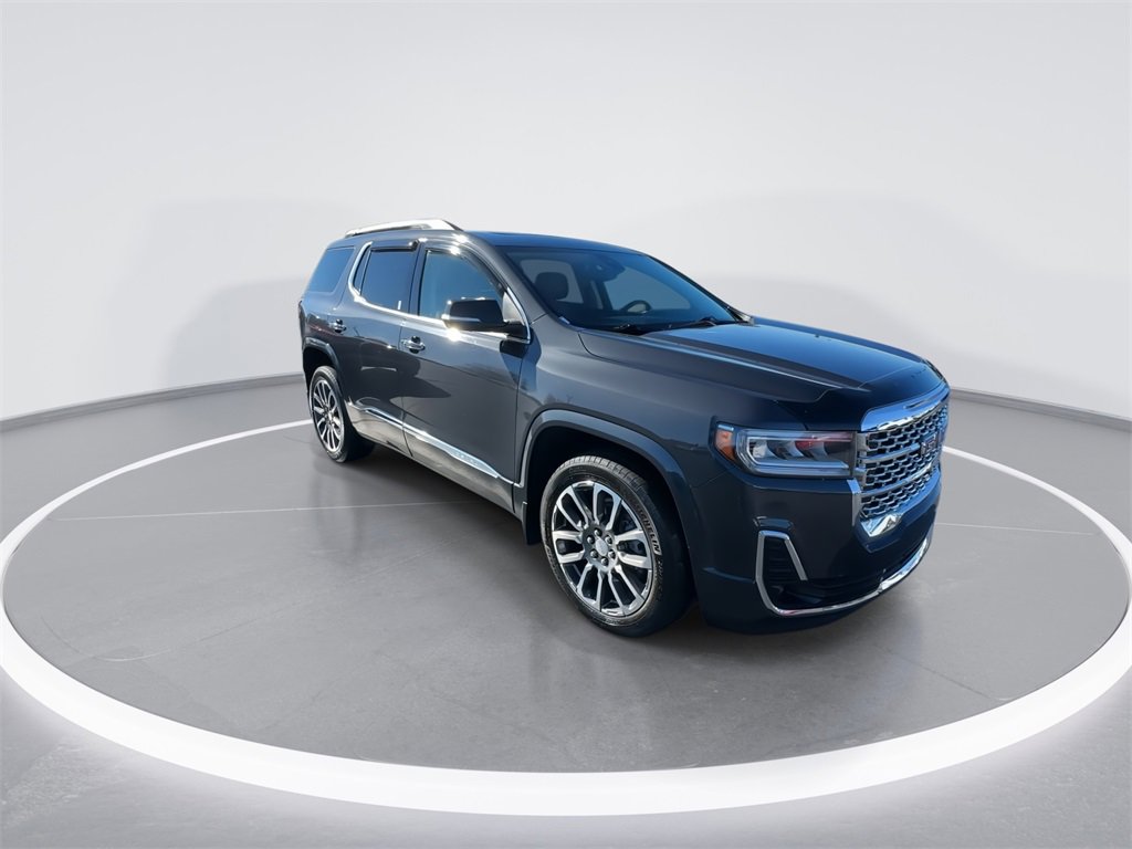 Used 2022 GMC Acadia Denali image 2