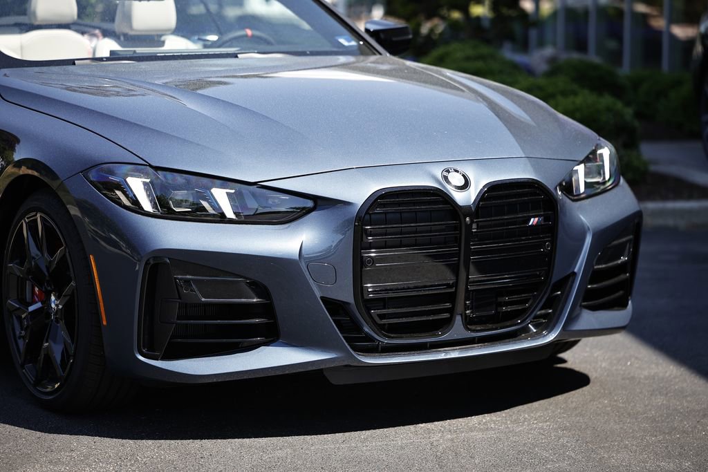 New 2027 BMW M440i Convertible w/ Premium Package RWD image 2