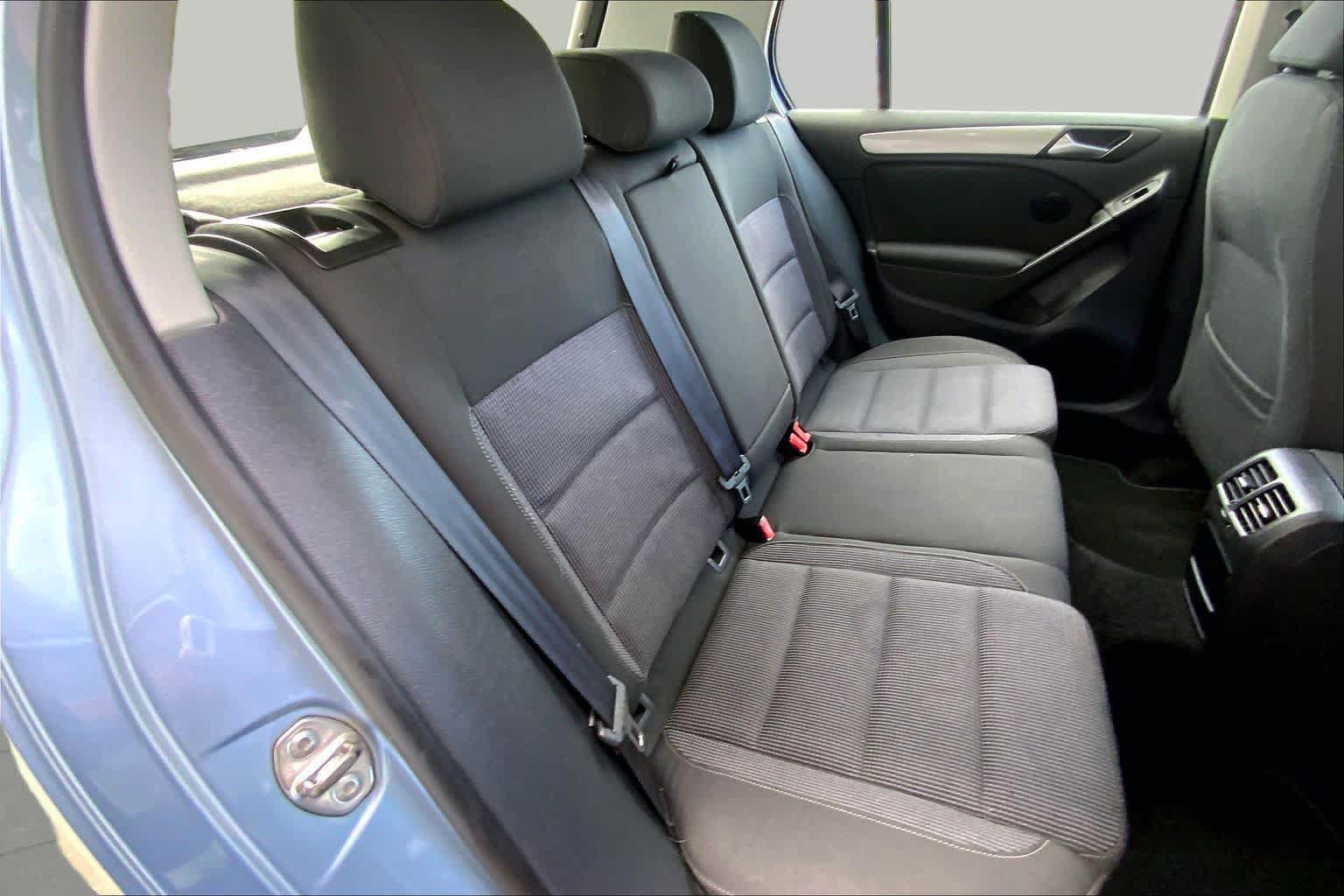 Used 2012 Volkswagen Golf TDI FWD image 33