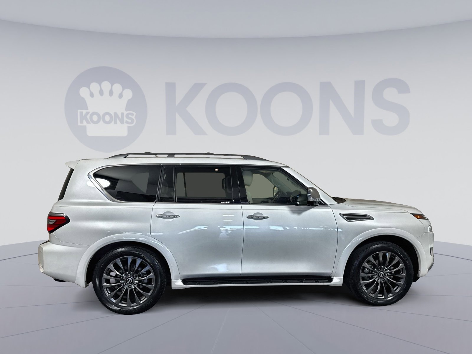 Used 2023 Nissan Armada Platinum w/ Captain's Chairs Package image 8