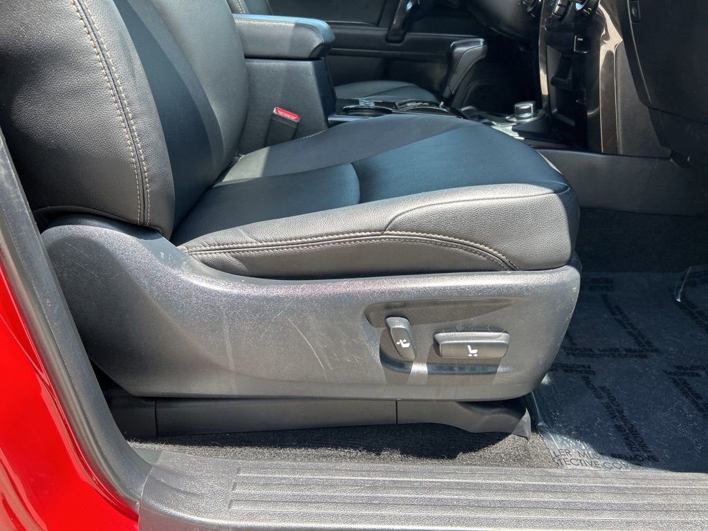 Used 2023 Toyota 4Runner 40th Anniversary SE image 33