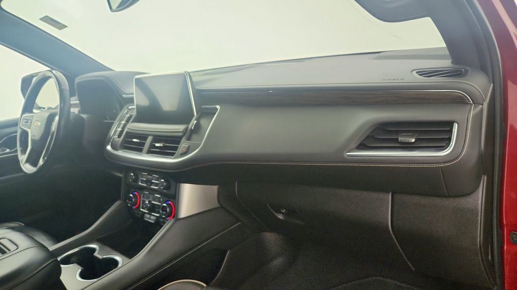 Used 2021 Chevrolet Suburban Premier image 32