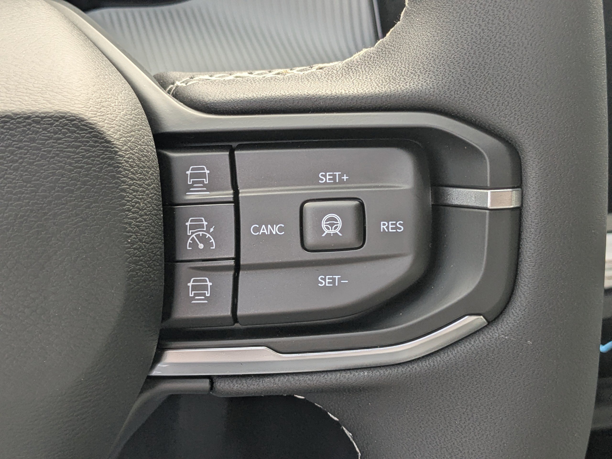 New 2026 Jeep Cherokee Limited image 29