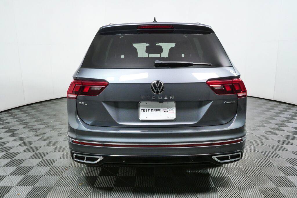 Used 2024 Volkswagen Tiguan SEL R-Line AWD/4WD image 27