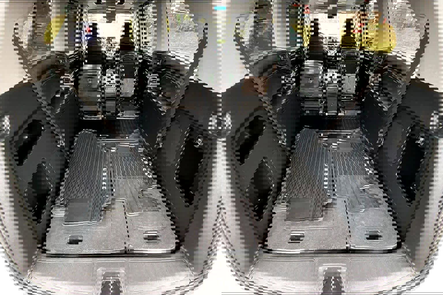 Used 2023 Honda Odyssey Touring image 32