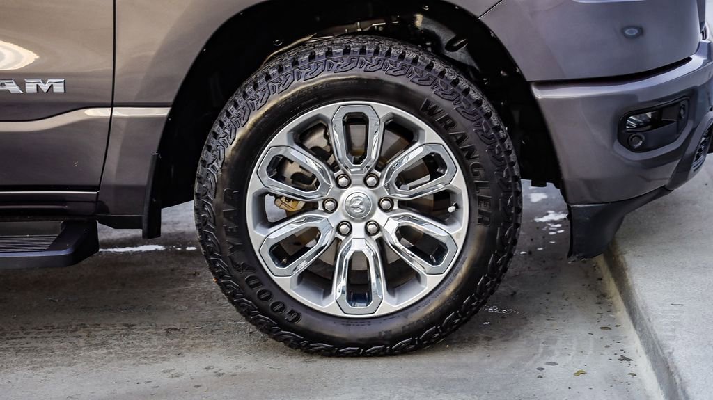 Used 2023 RAM 1500 Laramie image 11