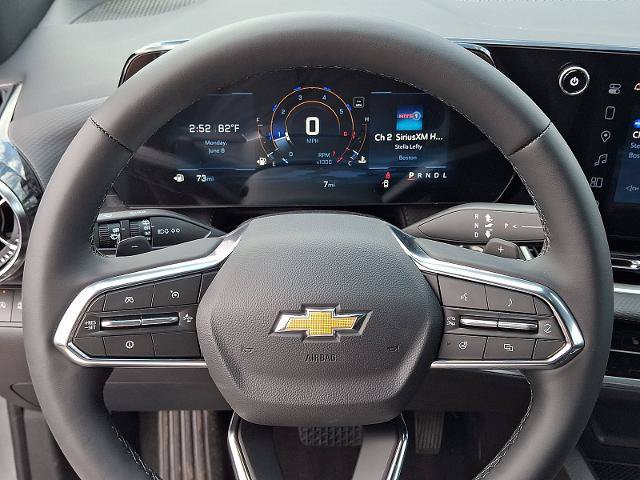 New 2026 Chevrolet Equinox LT w/ Safety and Technology Package FWD image 11
