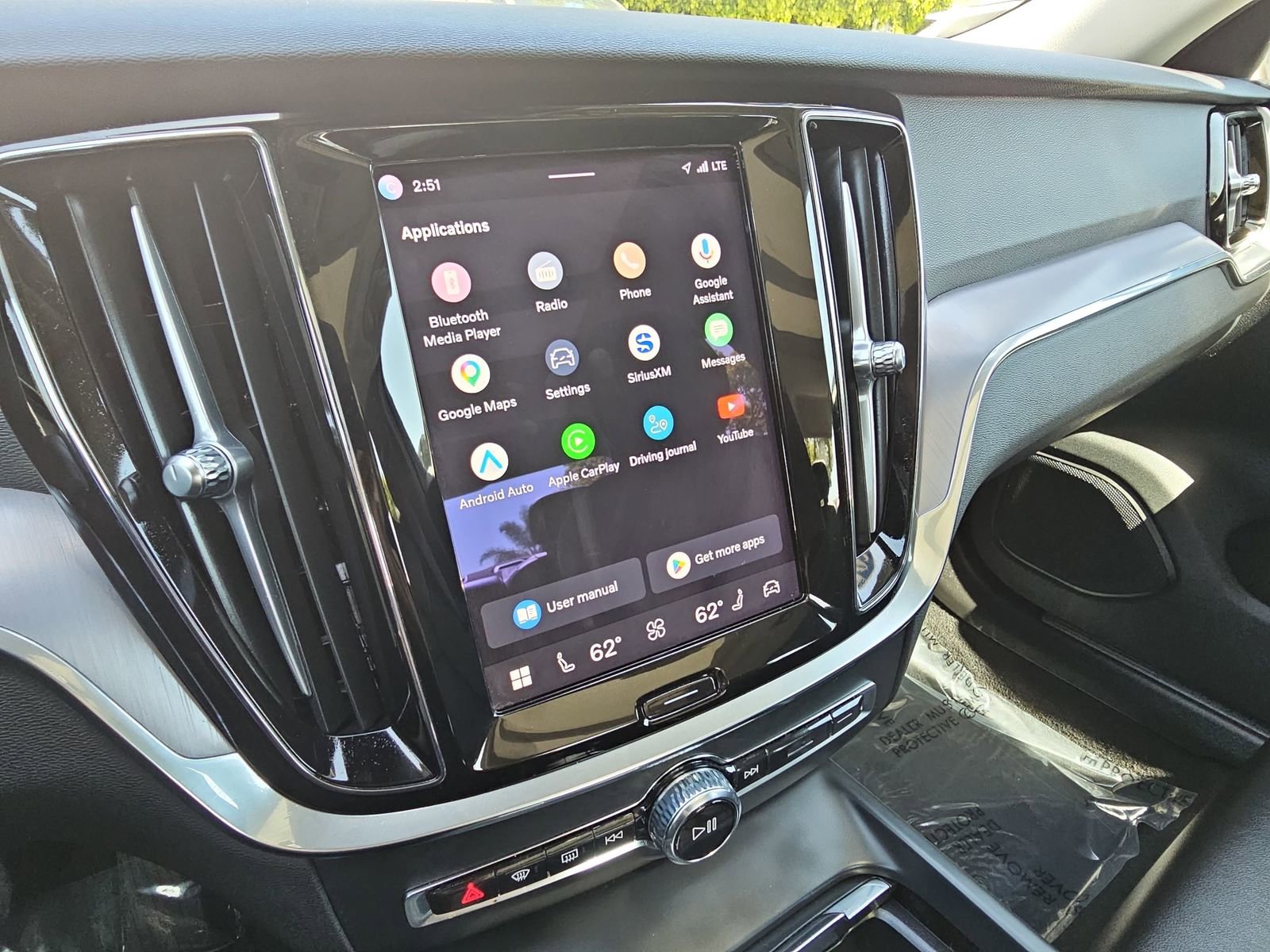 Used 2024 Volvo S60 B5 Core image 20