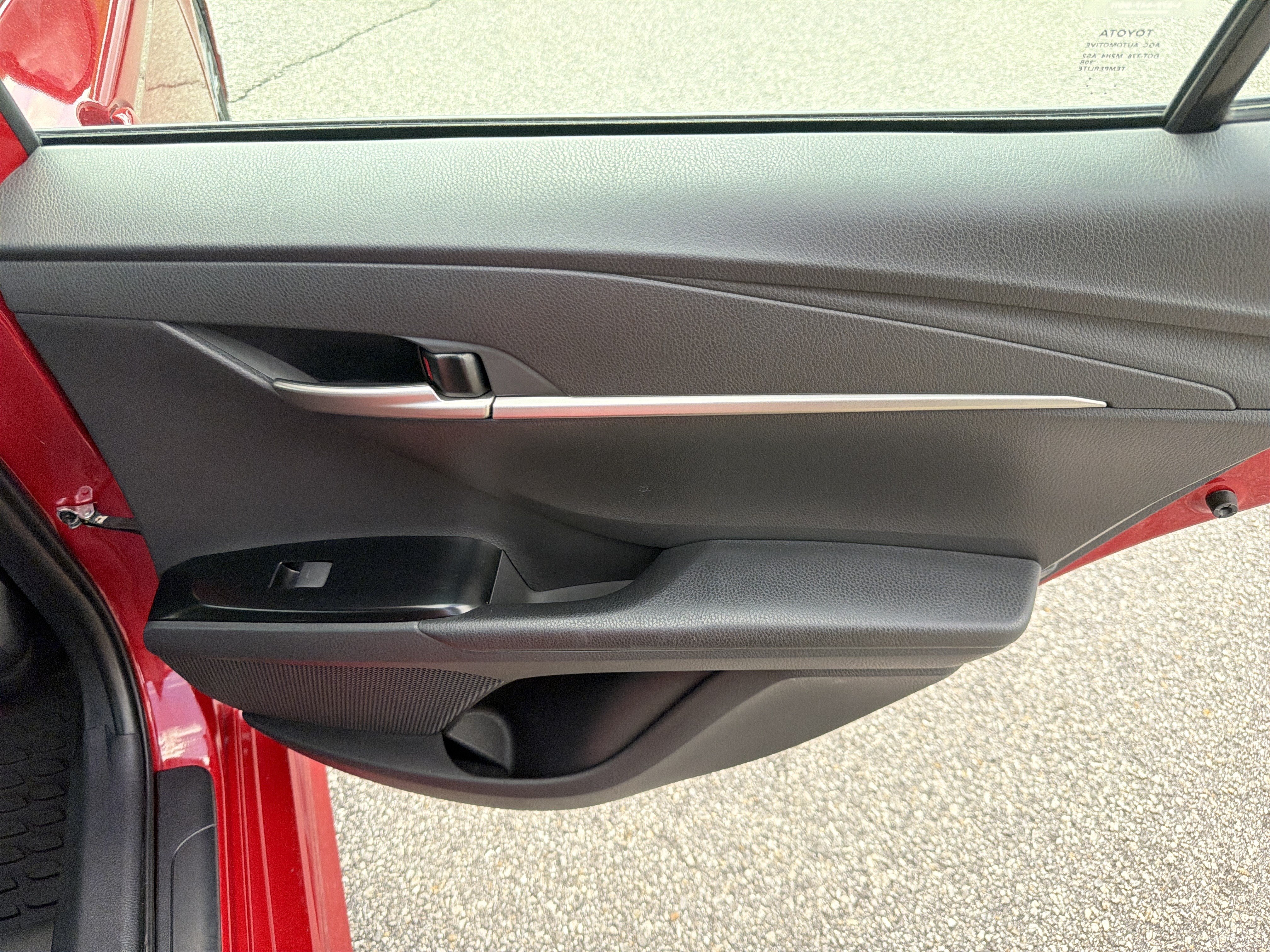 Certified 2025 Toyota Camry SE FWD image 26