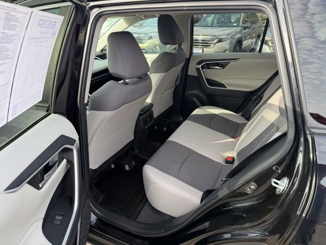 Used 2023 Toyota RAV4 XLE w/ Convenience Package image 10