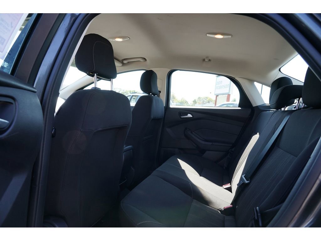 Used 2018 Ford Focus SE image 18