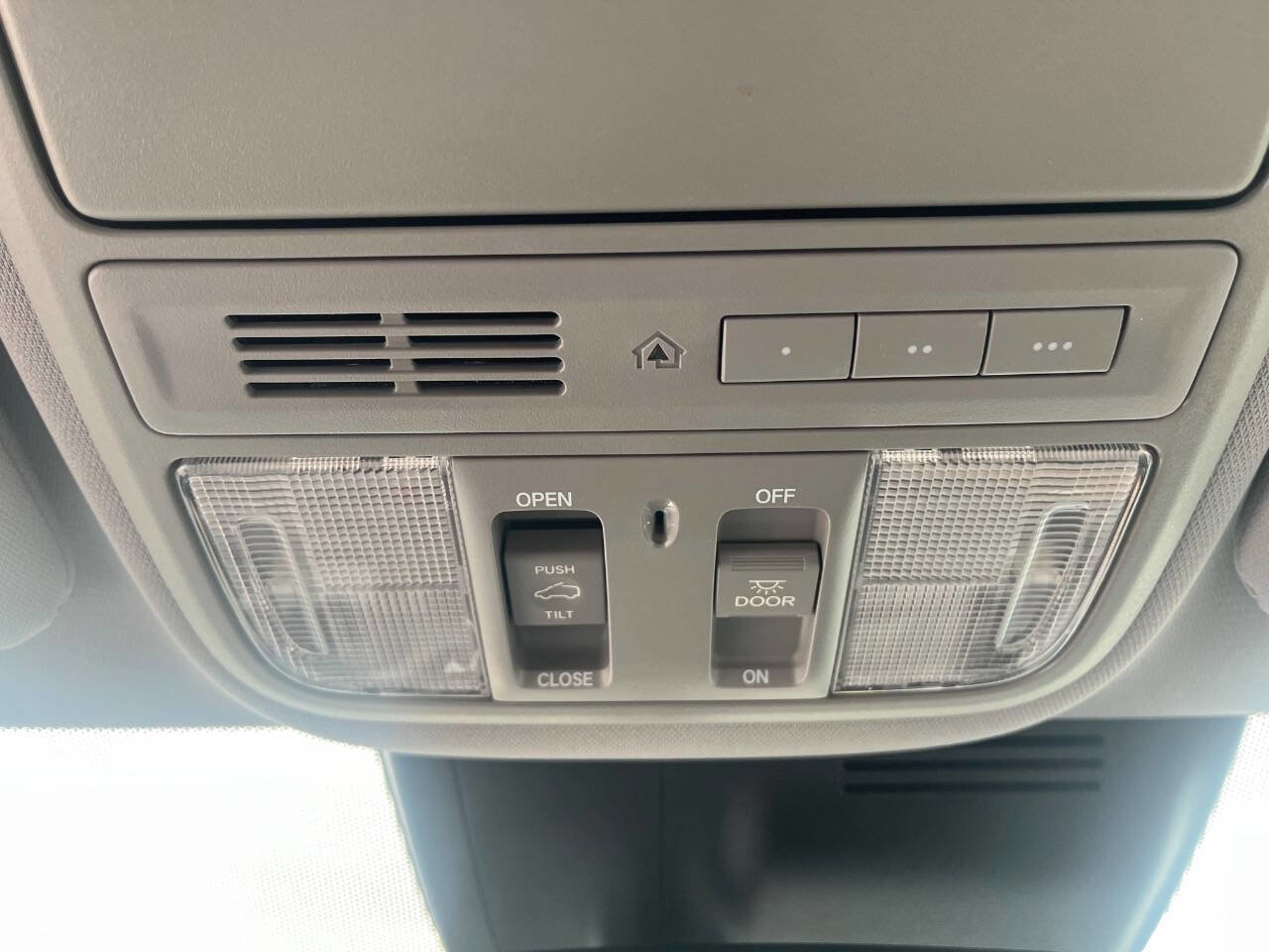 Used 2017 Honda CR-V EX-L image 23