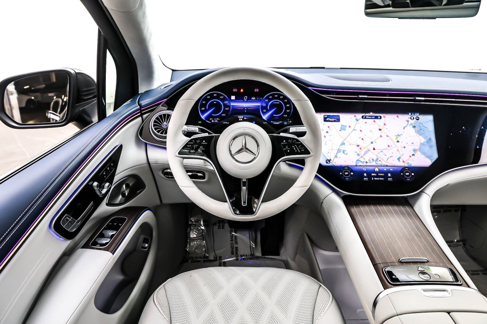 New 2026 Mercedes-Benz EQS 550 4MATIC SUV image 4