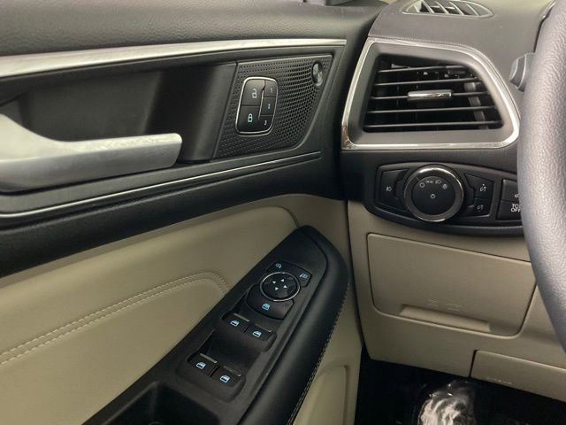 Certified 2024 Ford Edge Titanium w/ Equipment Group 301A image 19