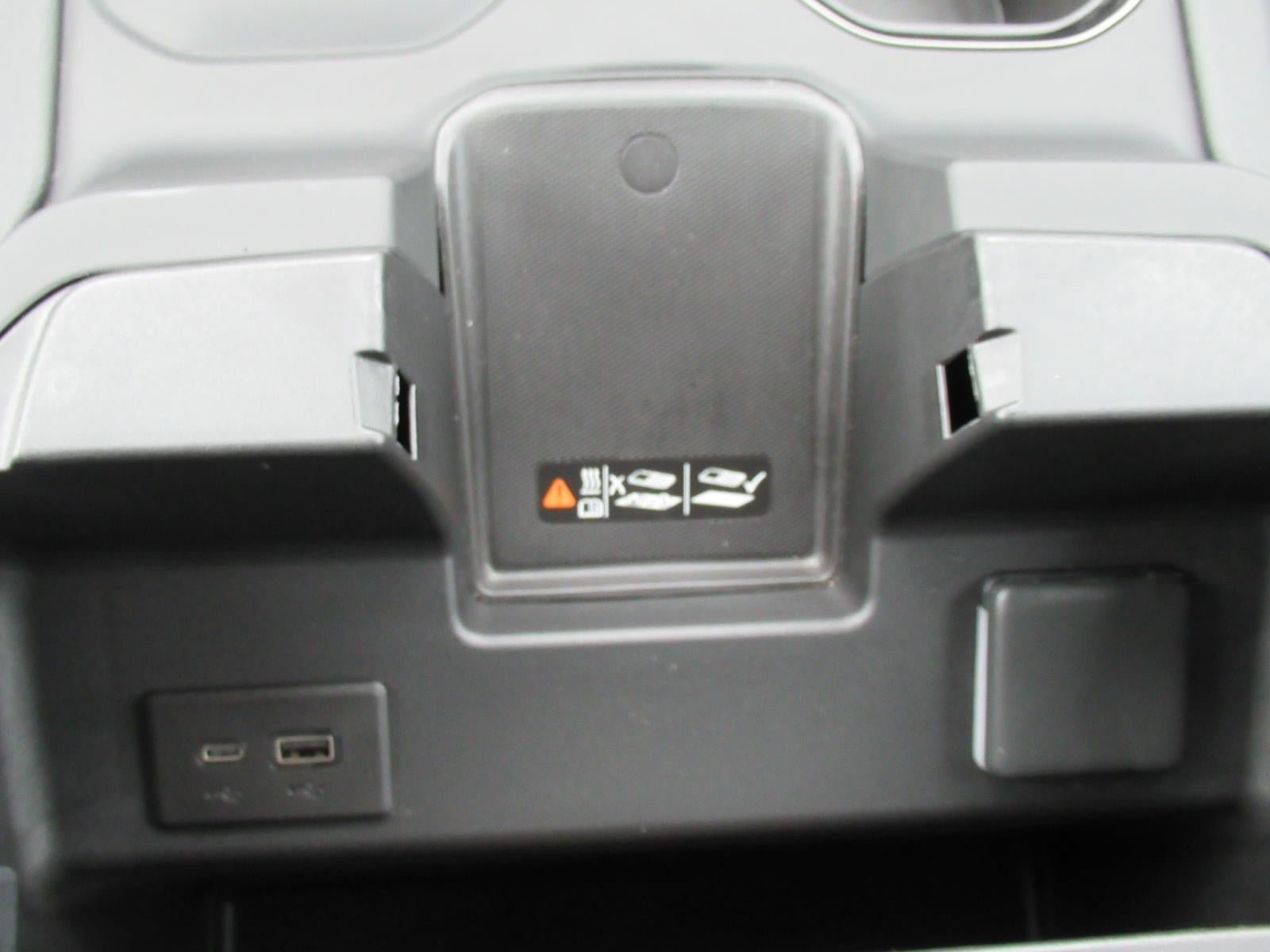 Used 2024 GMC Sierra 1500 AT4 AWD/4WD image 25