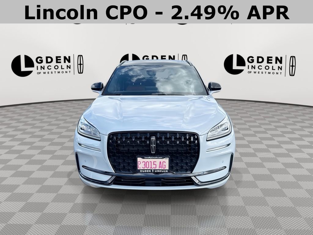Used 2025 Lincoln Corsair Reserve w/ Equipment Group 202A image 3