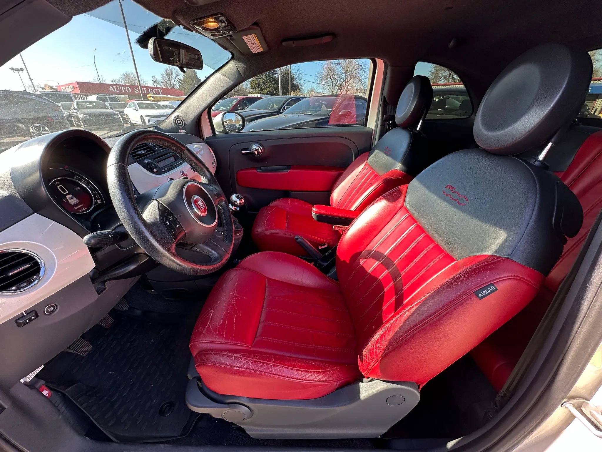 Used 2015 FIAT 500 Sport w/ Comfort/Convenience Group image 10
