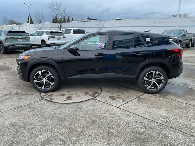 New 2026 Chevrolet Trax RS w/ Driver Confidence Package image 5