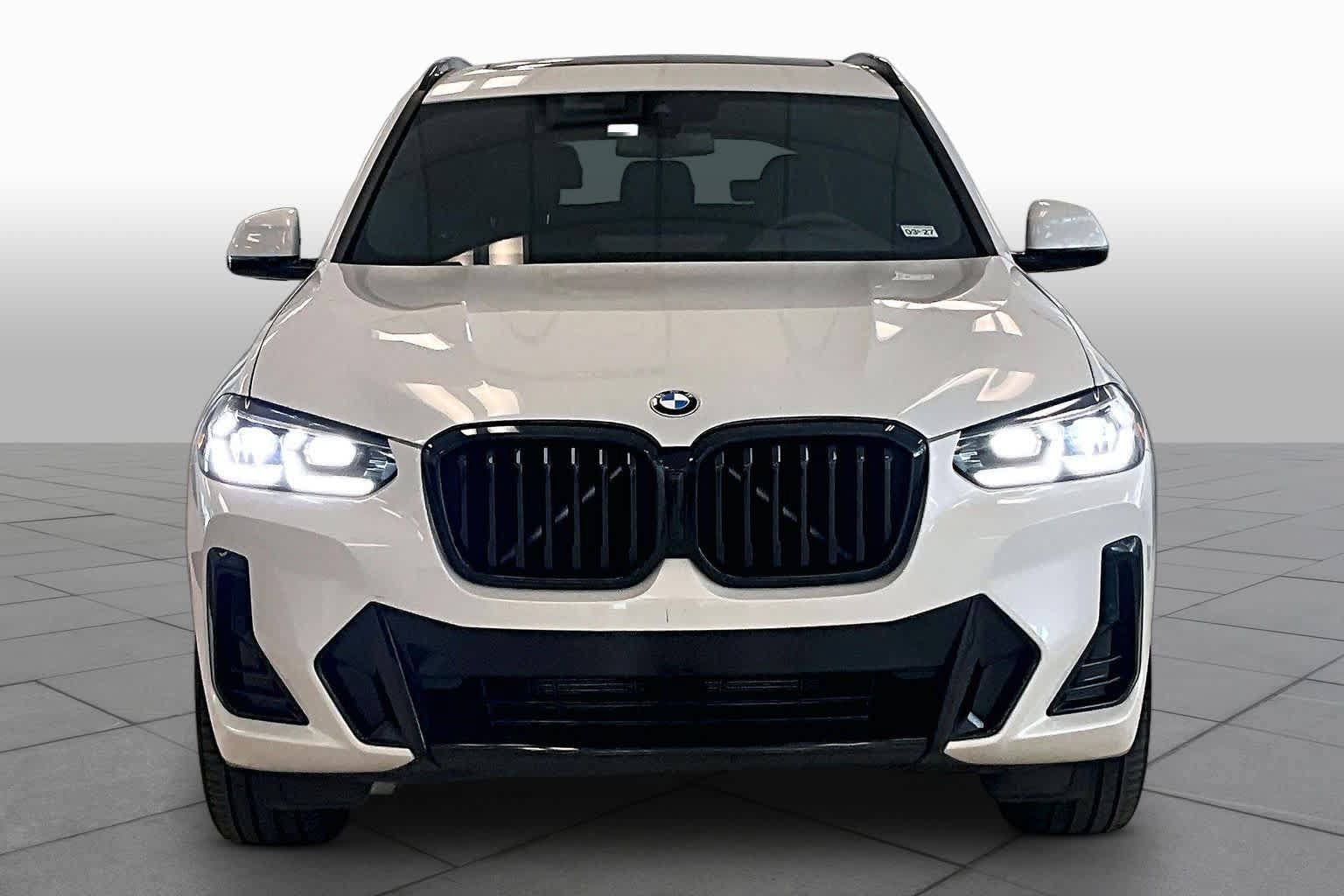 Used 2022 BMW X3 xDrive30i w/ M Sport Package 2 AWD/4WD image 3