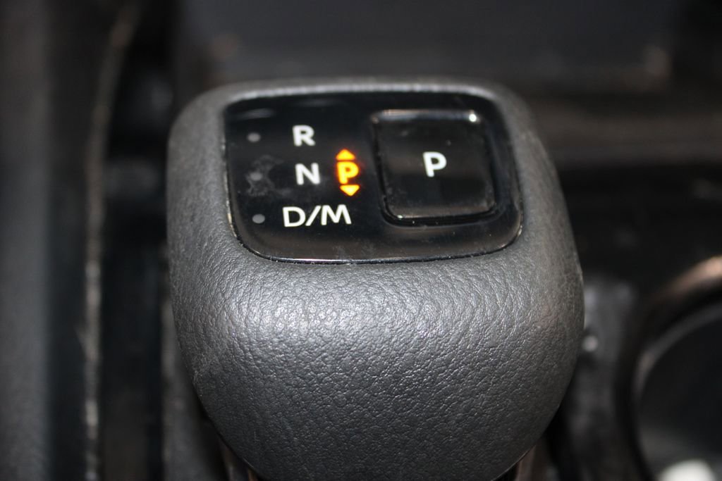Used 2023 Nissan Rogue SV AWD/4WD image 31