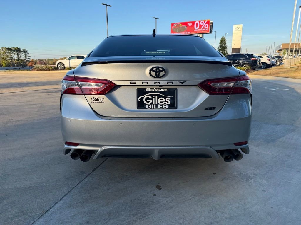 Used 2020 Toyota Camry XSE image 4