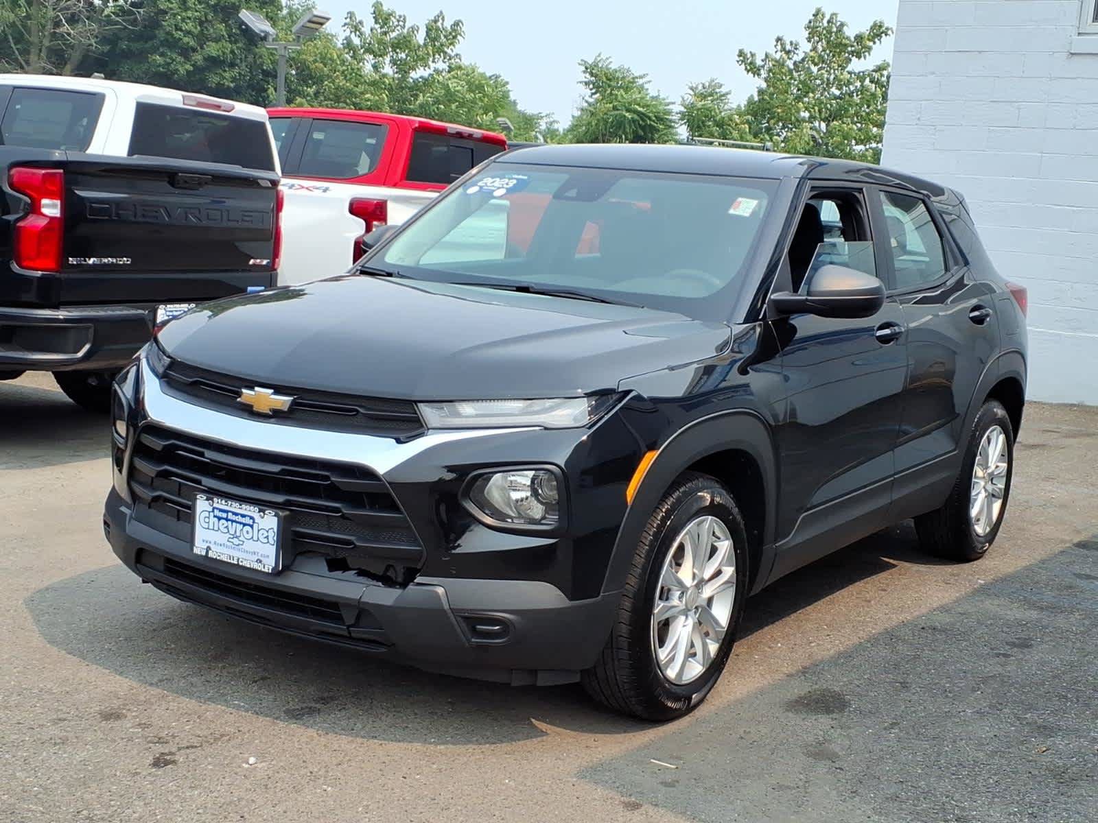 Certified 2023 Chevrolet TrailBlazer LS FWD image 3