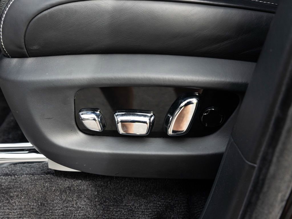 Certified 2021 Rolls-Royce Cullinan AWD/4WD image 29